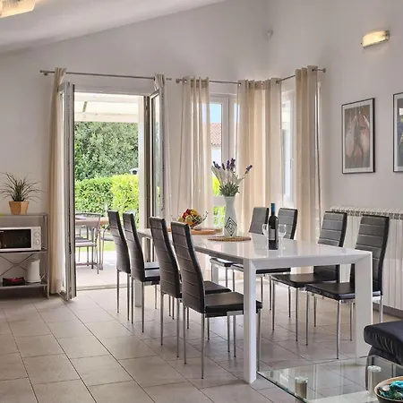 Casa Enro Bičići