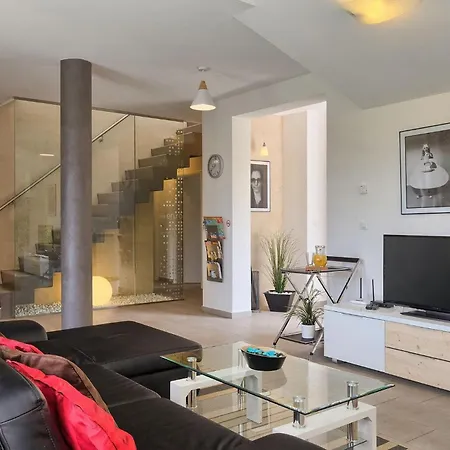 Nyaraló Casa Enro *